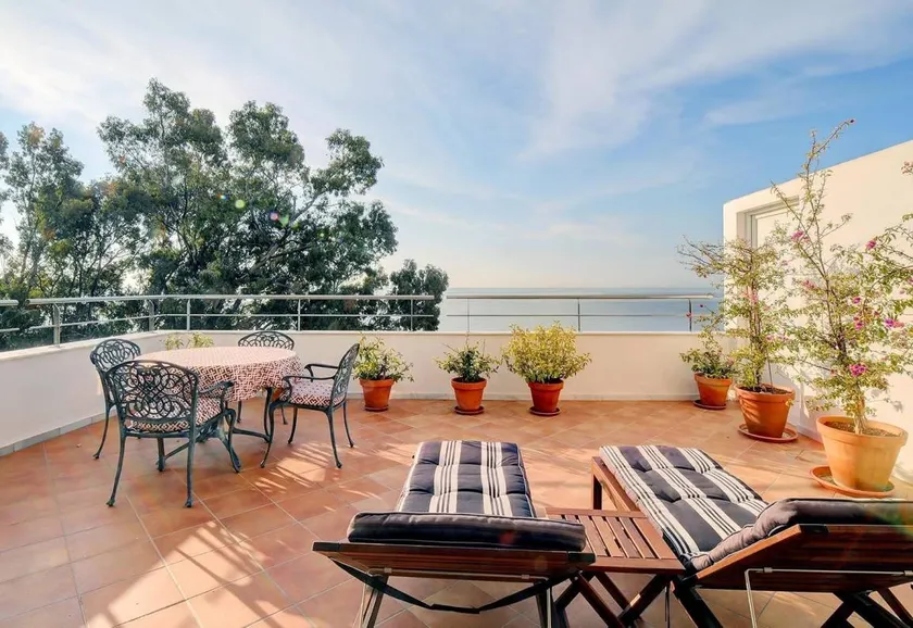 Fully equipped nice holiday apartment with garden, terrace & pool | Mountain view | Close to the beach | Dogs allowed - Image 1