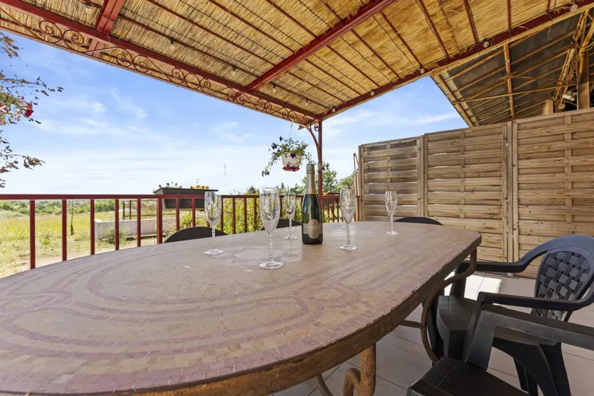 House with garden, terrace & barbecue | Garden view - Image 1
