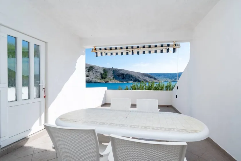 One bedroom apartment near beach Metajna, Pag (A-6395-b) - Image 1