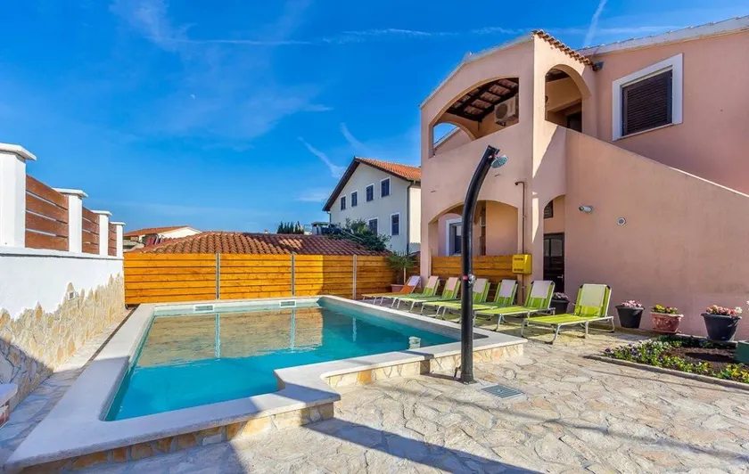Apartments House Bardak - Image 1