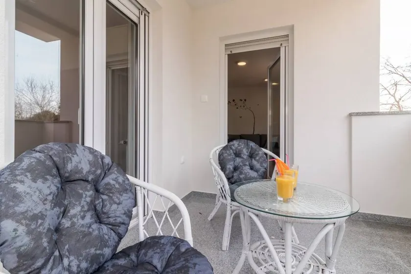 Family-oriented beautiful holiday apartment with fast internet, garden & barbeque - Image 1