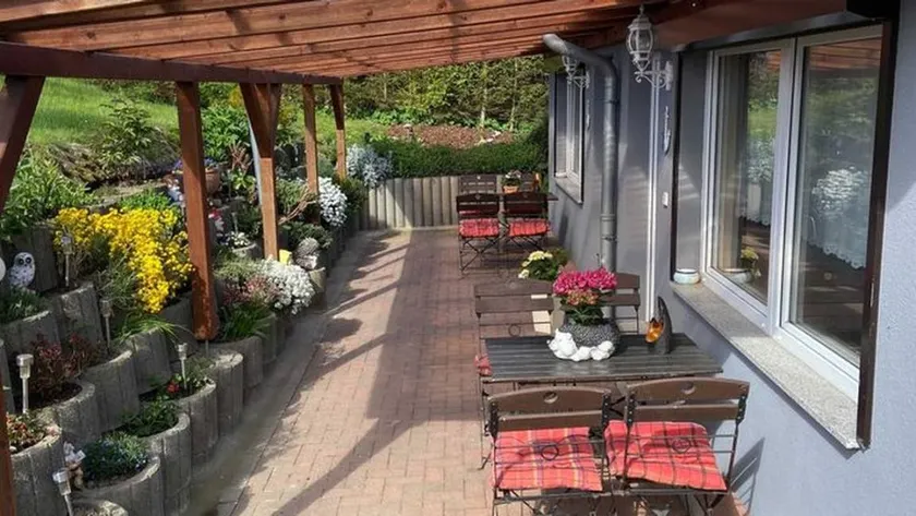 Appartamento con barbecue, terrazza e giardino - Image 1