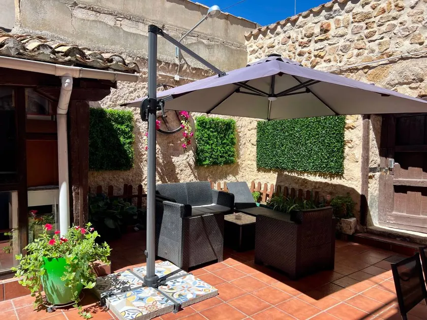 Apartment with terrace | Suitable for remote work - Image 1