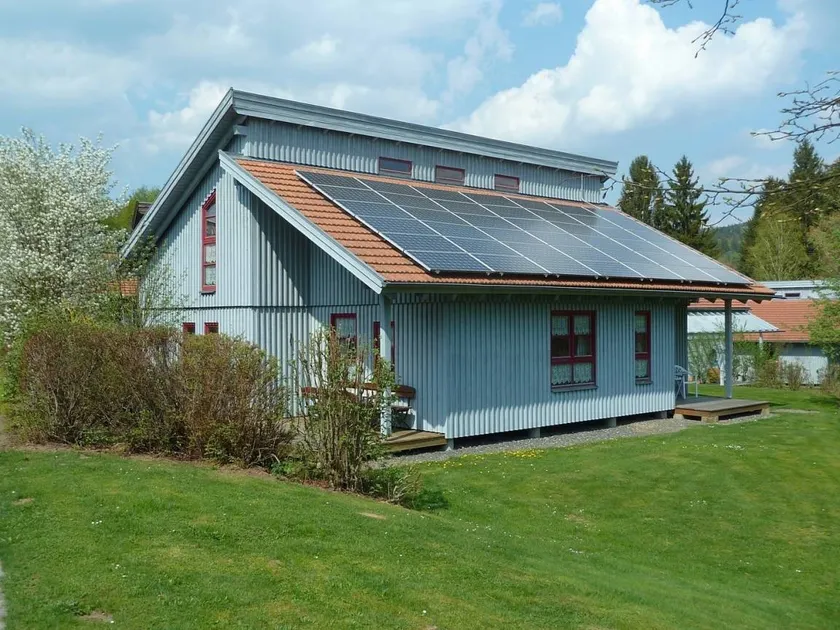 House with garden, terrace & BBQ - Image 1