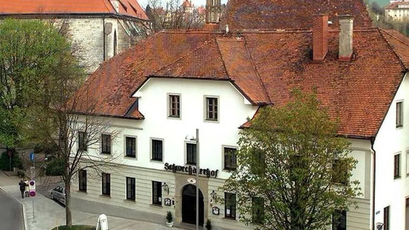 Doppelzimmer für 3 Personen (15 m²) in Steyr - Image 1