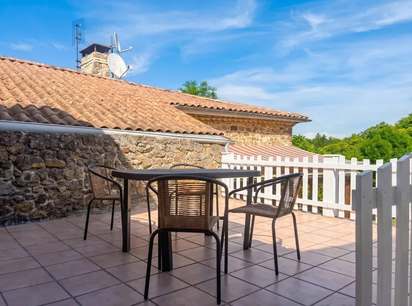 Casa vacacional con jardín y terraza | Vistas a la montaña - Image 1