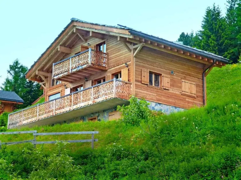 Modern Chalet With Hot Tub In Les Collons - Image 1
