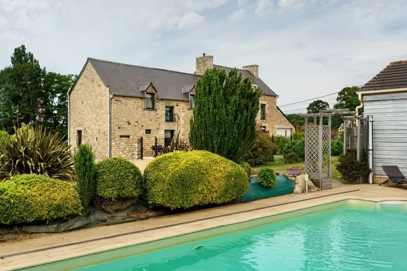 Family-friendly wonderful cottage with pool, garden & terrace | Garden view - Image 1