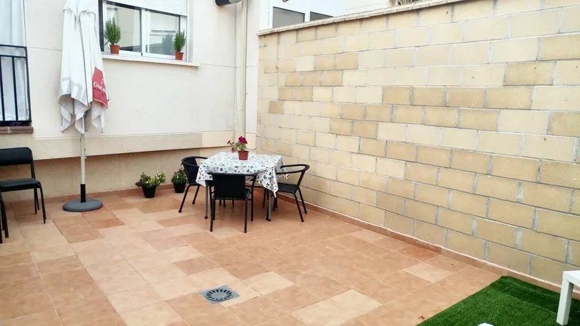 Ferienhaus mit Garten | Bergblick - Image 1