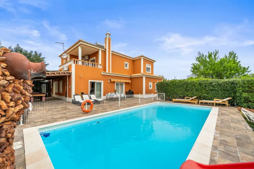Maison avec jardin, barbecue et terrasse | Vue jardin - Image 1