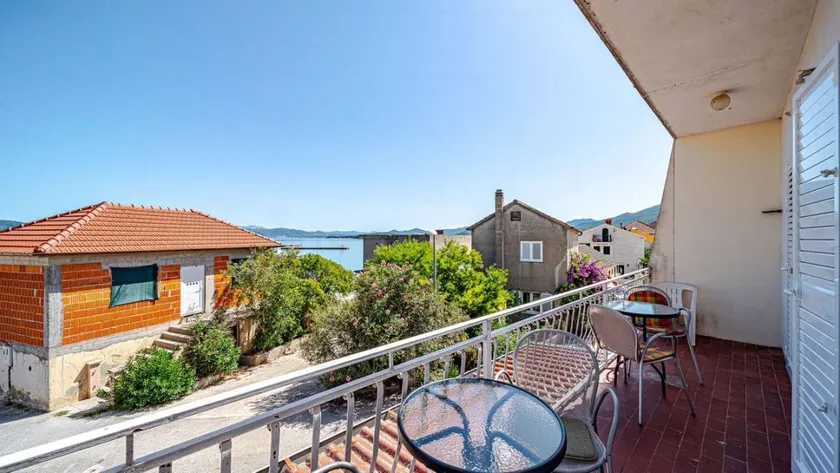 Apartment | Sea view - Image 1