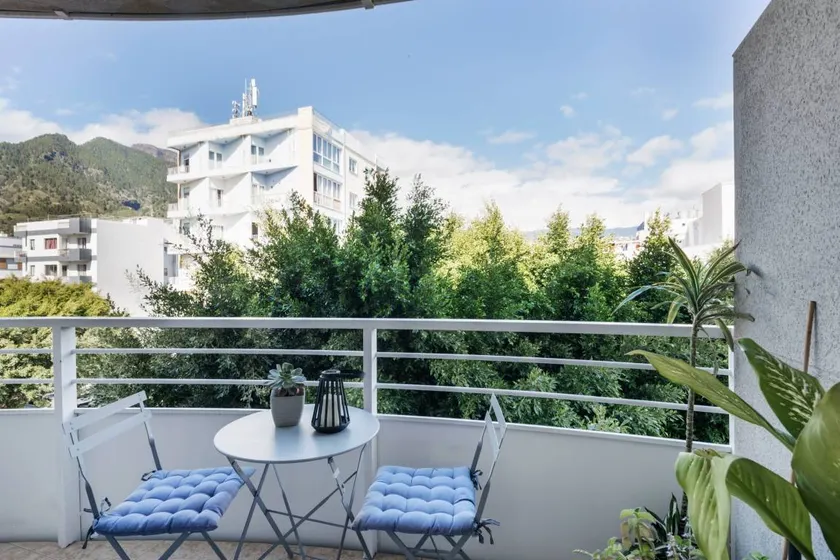 Holiday apartment with terrace | Mountain view - Image 1