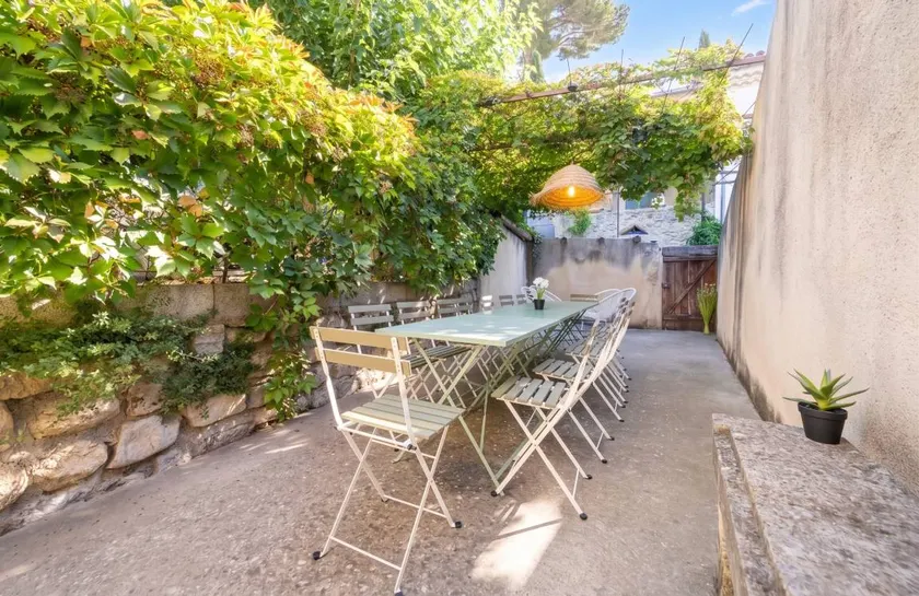 Spettacolare casa con giardino e terrazza | Perfetta per il lavoro da remoto - Image 1