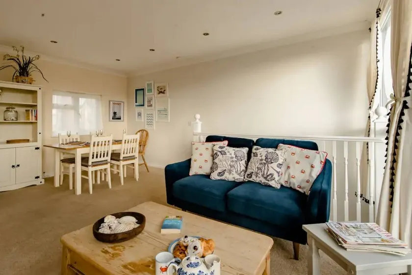 Fully equipped charming holiday home with garden & fast internet | Beach view | Next to the beach | Pet-friendly - Image 1