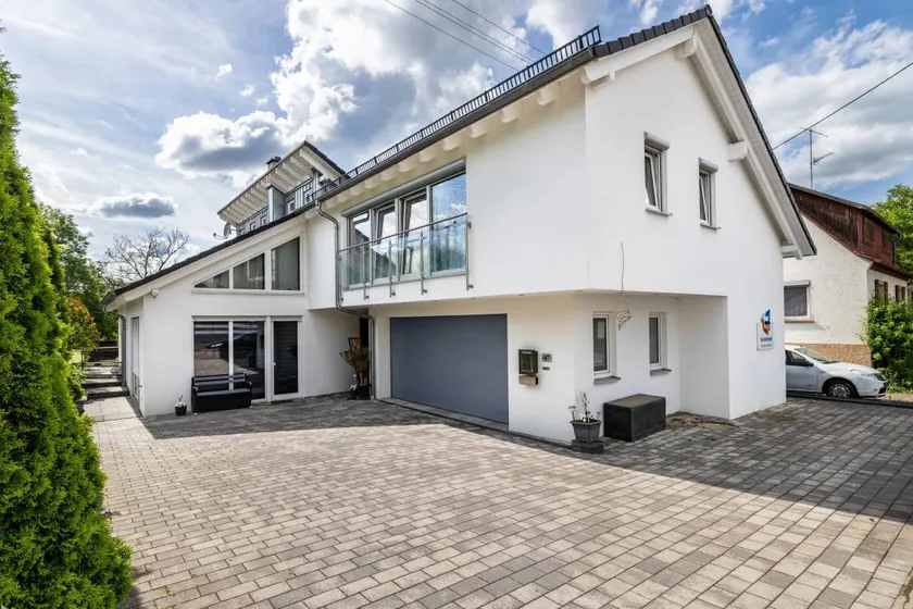 Holiday Apartment with Terrace, Garden & BBQ – Pets Welcome - Image 1