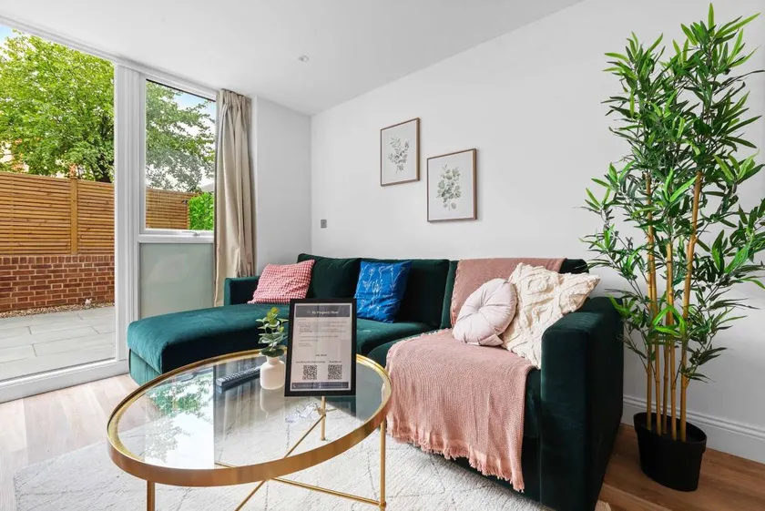 Familienfreundliche Wohnung mit schnellem Internet und Garten - Image 1