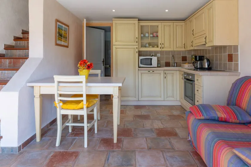 Wohnung mit Terrasse, Whirlpool und Garten - Image 1