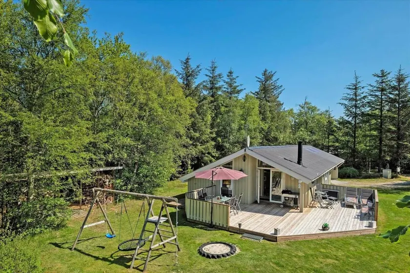 Charming house with sauna, terrace & hot tub | Pet-friendly - Image 1