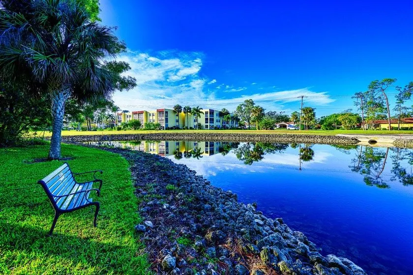 Flat with heated pool, terrace & barbecue - Image 1