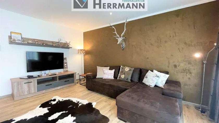 Fully equipped holiday apartment with sauna & terrace | Mountain view - Image 1