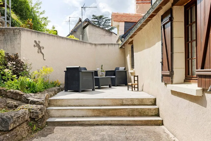 Family-oriented lovely cottage with terrace, garden & barbecue | Garden view - Image 1