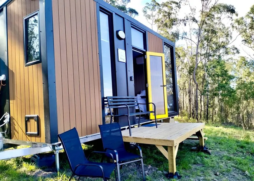 Tiny House Retreat with Panoramic Nature Views & Firepit in Drake Village, Australia - Image 1