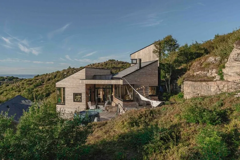Architect drawn cabin between sea and mountain - Image 1
