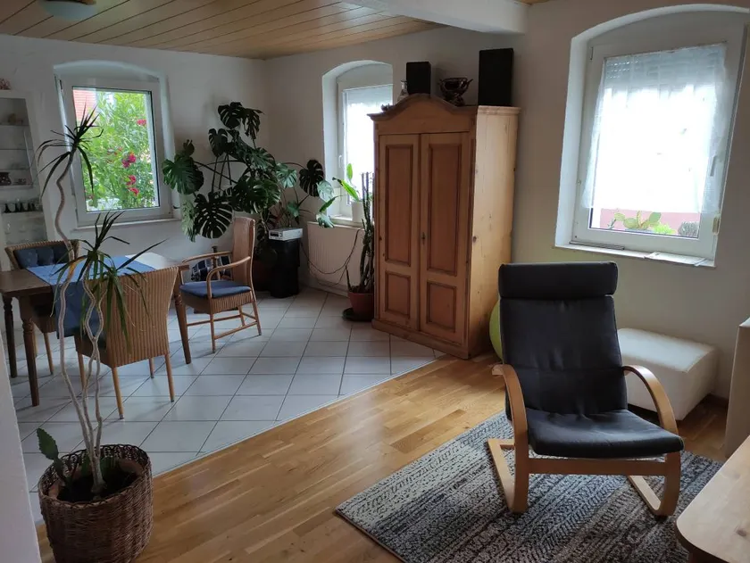 Flat with garden & terrace | Garden view - Image 1