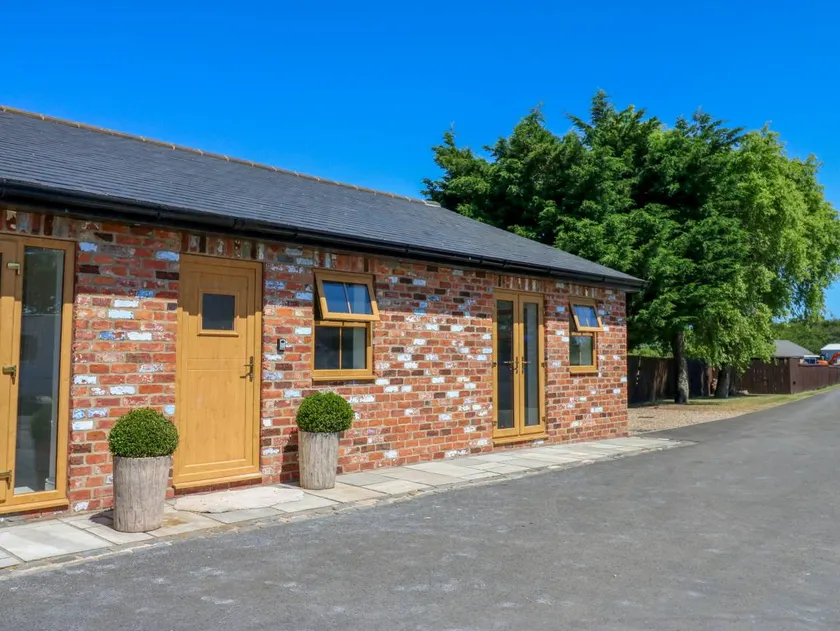 Child-friendly cottage with garden - Image 1