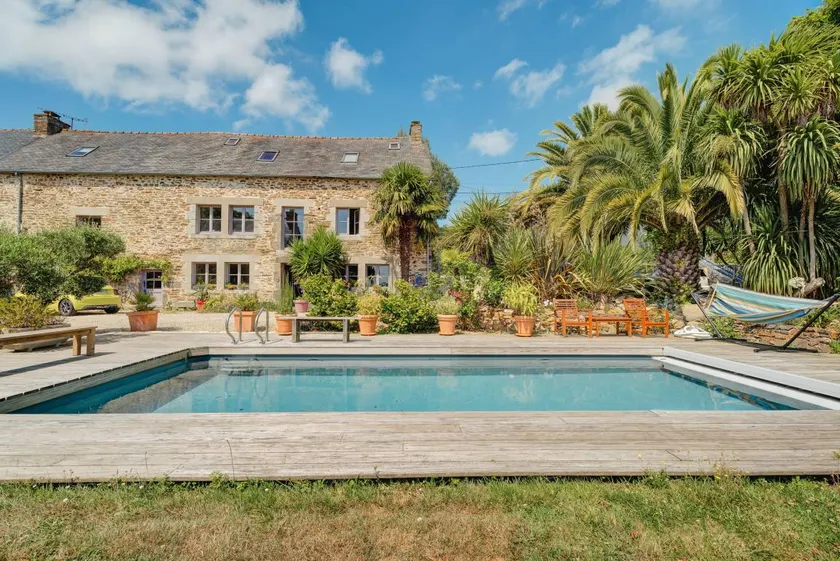Apartment 'La Petite Hautière' with Shared Pool, Wi-Fi and Air Conditioning - Image 1