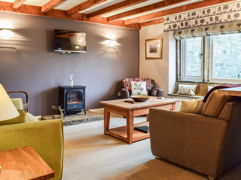 Family-oriented cottage with garden | Pet-friendly - Image 1