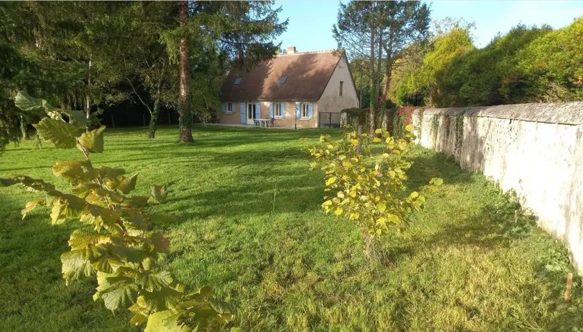 Child-friendly cottage with terrace, garden & BBQ | Garden view - Image 1