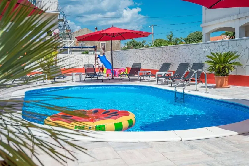 Fully equipped charming villa with BBQ & terrace | Close to the beach - Image 1