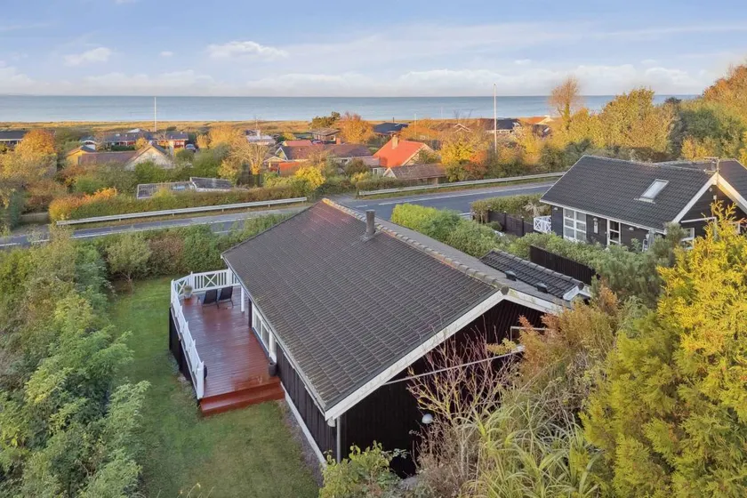 Child-friendly nice house with garden & barbeque | Sea view - Image 1