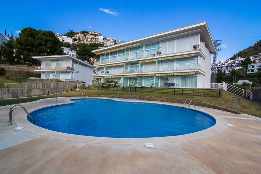 Ferienwohnung mit Pool und Terrasse - Image 1