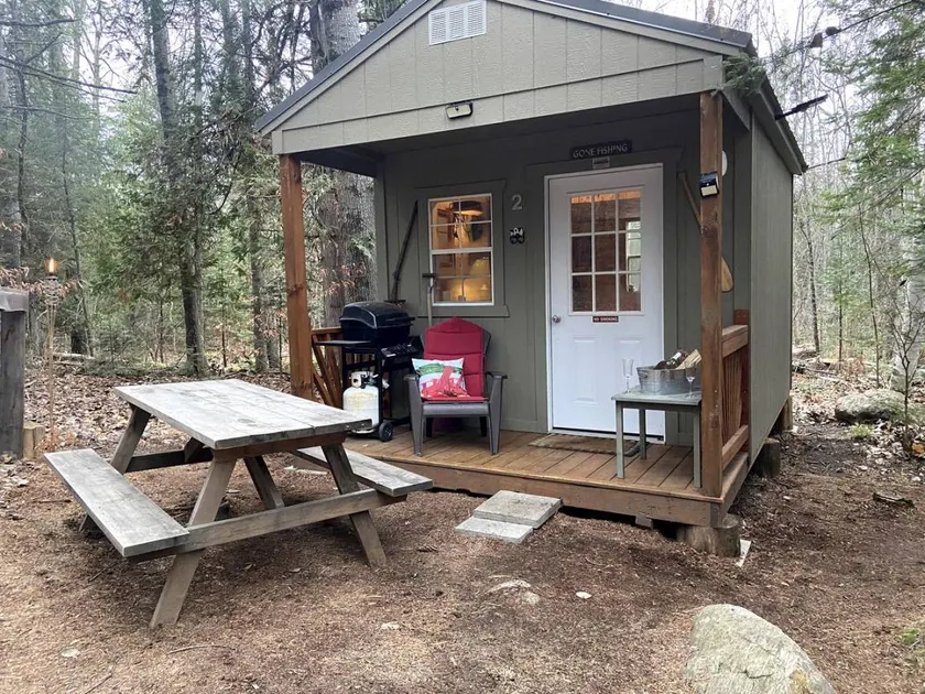 Quaint Tiny Cabin Great for a Couples Escape in Ontario - Image 1