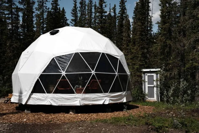 Reconnect with Nature in Style: Riverside Dome Retreat in Alberta's Serene Setting - Image 1