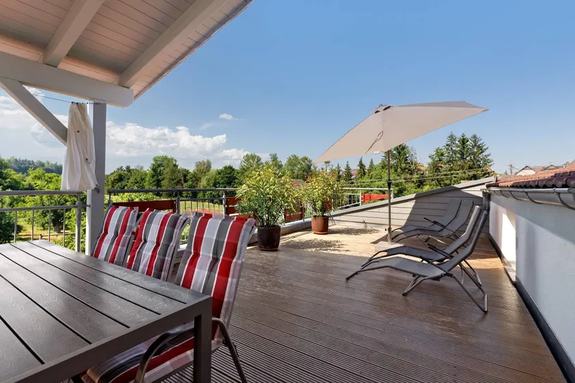 Holiday apartment with barbeque & terrace | Garden view - Image 1