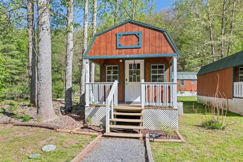 Creekside Tiny House Retreat in Cullowhee, North Carolina - Image 1