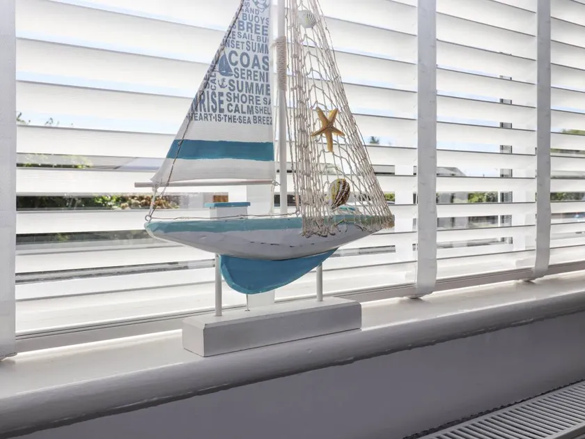 Cottage with garden | Beach view - Image 1