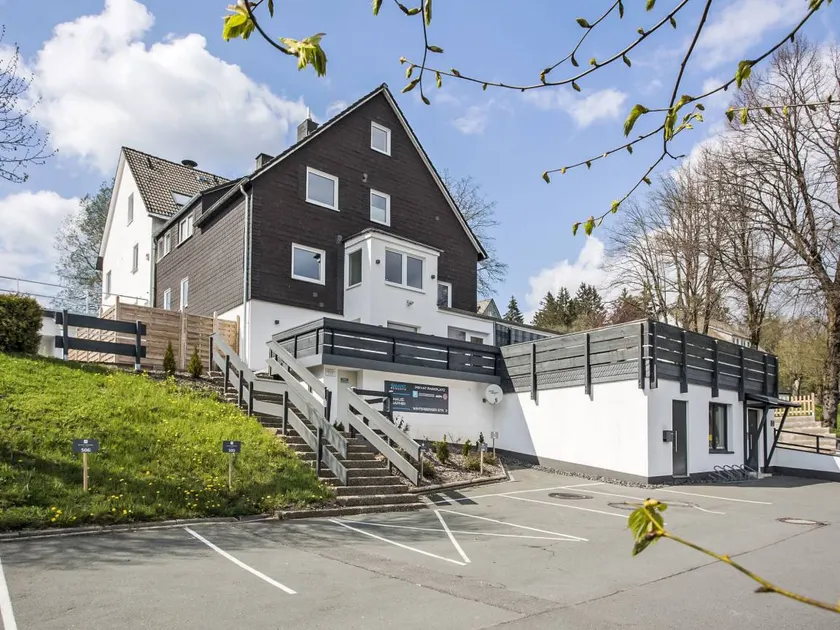Schneeglück und Schneeliebe Gruppenunterkunft mit Sauna und Terrasse für bis zu 21 Personen - Image 1