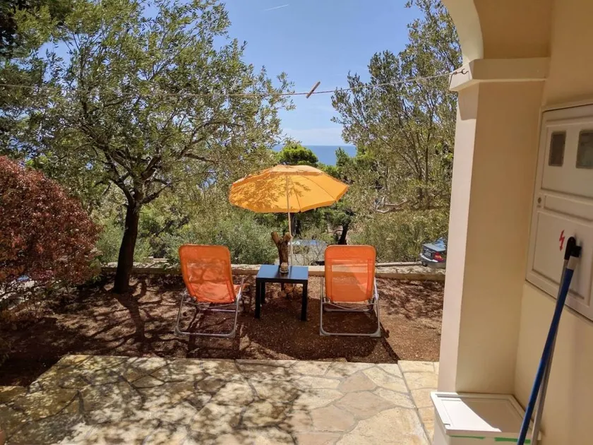 Apartment with garden, terrace & barbeque | Sea view | Dogs allowed - Image 1