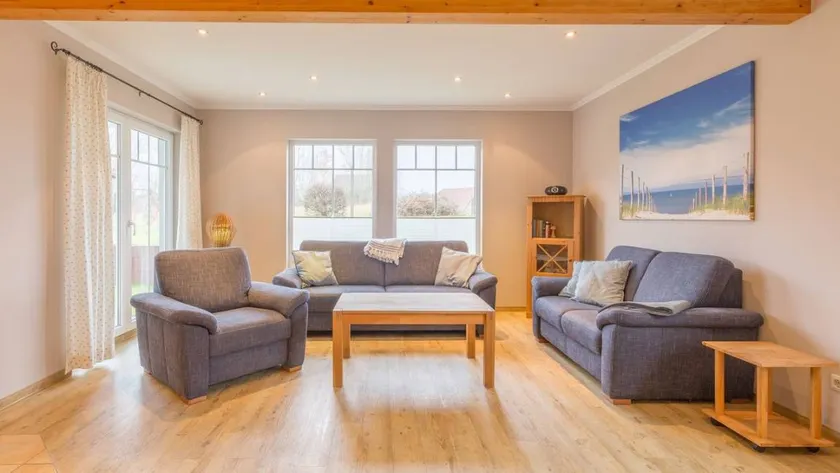 House with terrace, BBQ & garden | Lake view - Image 1