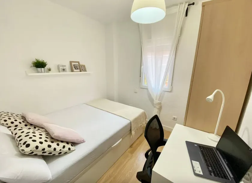 Private room - Image 1