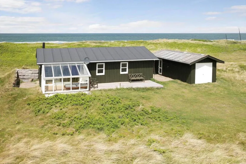 House with terrace & barbeque | Beach nearby | Pet-friendly - Image 1