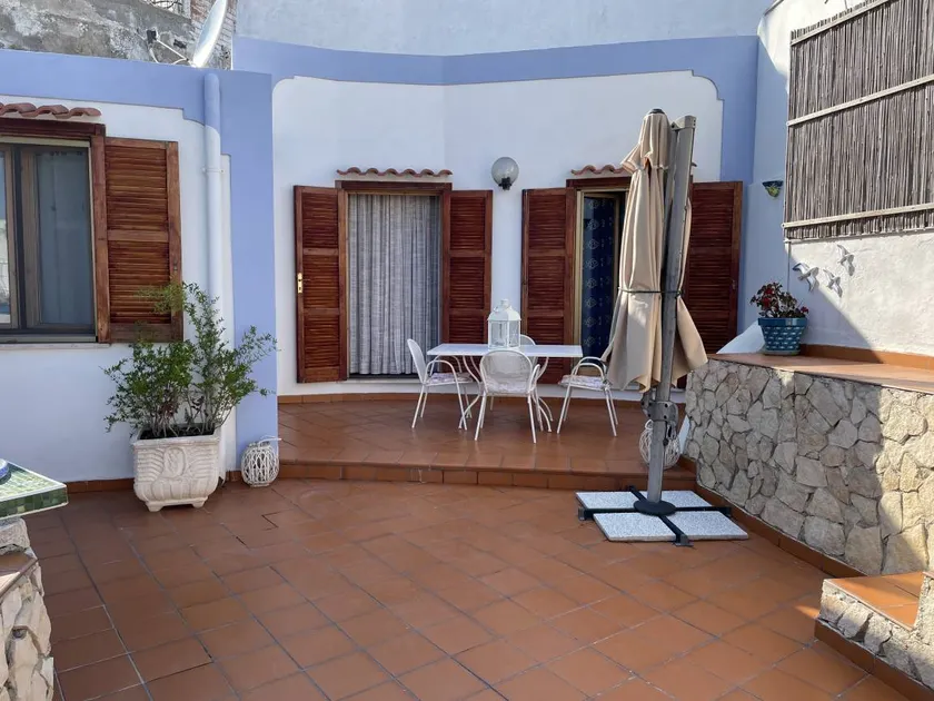 Villa avec jardin, barbecue et terrasse | Vue sur l'eau - Image 1