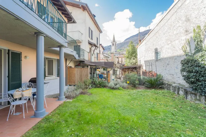 Agréable appartement de vacances avec jardin et barbecue | Vue montagne | Avec animaux admis - Image 1