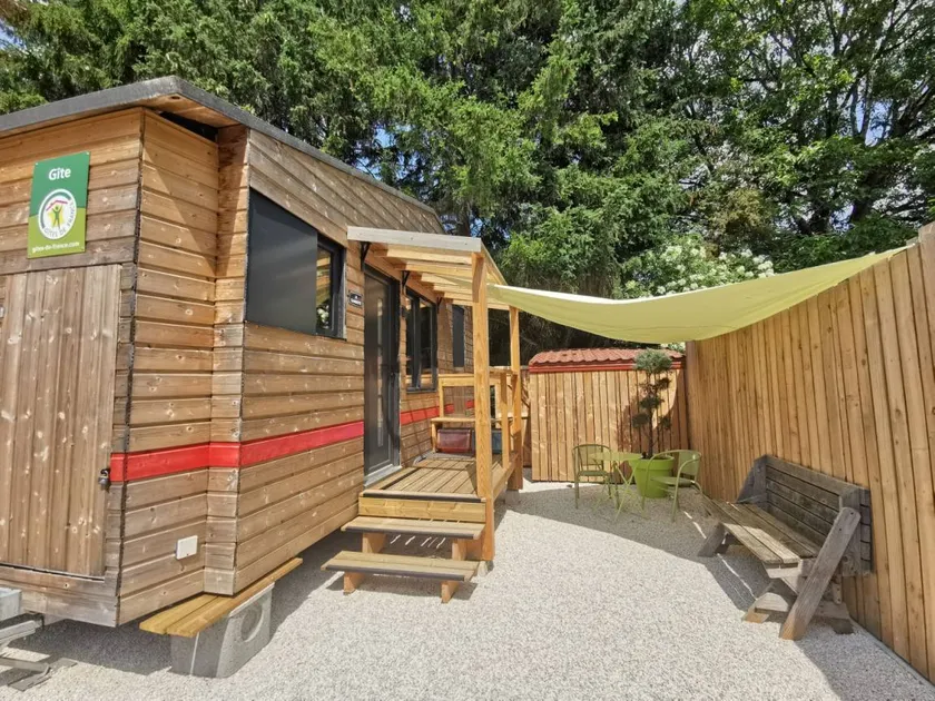 Gite with garden & terrace - Image 1
