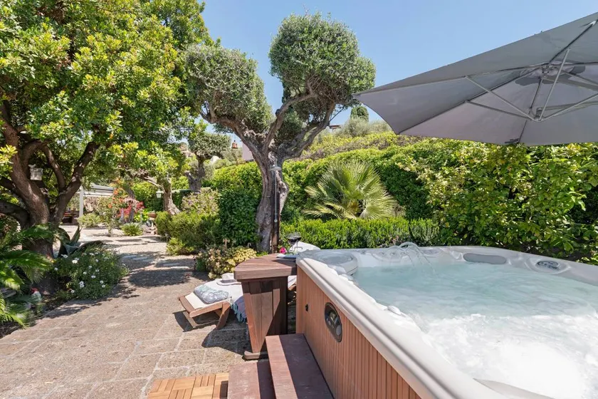 Voll ausgestattetes Apartment mit Grill, Whirlpool und privatem Pool | Gartenblick | Ideal für Homeoffice | Haustiere erlaubt - Image 1