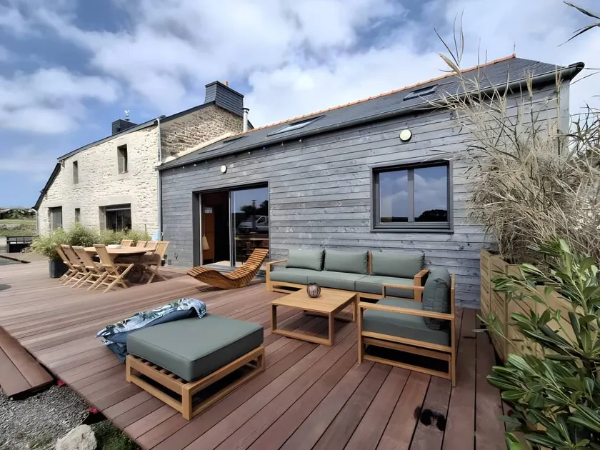 Maison avec jardin, barbecue et jacuzzi - Image 1